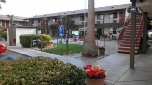 Lancaster Inn מראה חיצוני תמונה